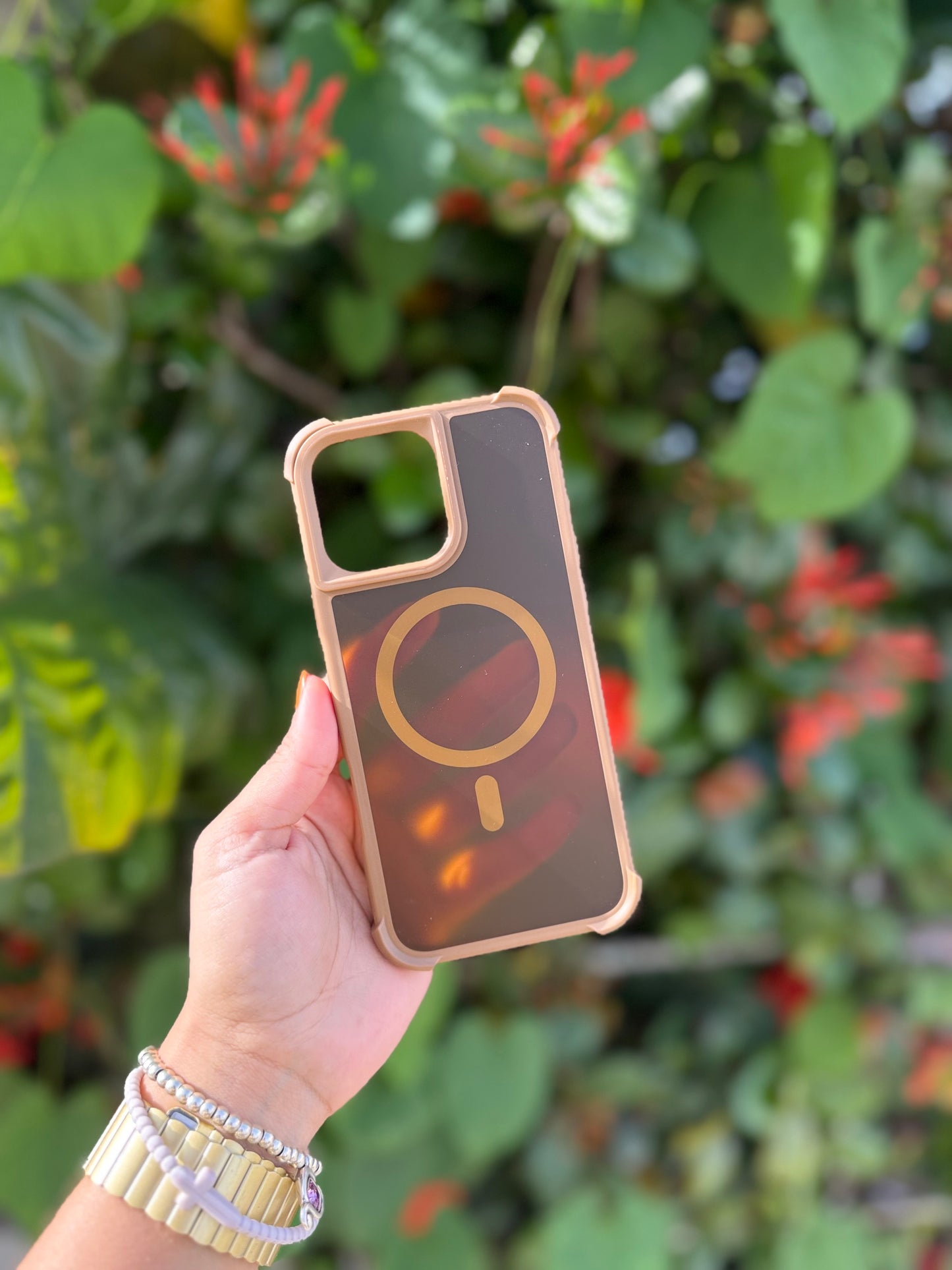 Magnetic Frost Bump Case